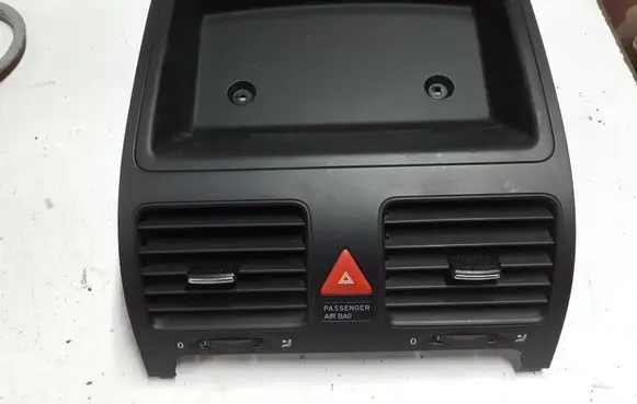 Volkswagen Jetta V Dash center air vent grill 1K0819743AXAUTOPX 1K0819743A