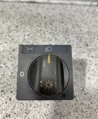 Volvo S70 V70 V70 XC Light switch 9162957