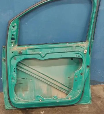 Volkswagen Caddy Front door