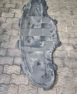 Audi A8 S8 D4 4H Heat shield in engine bay NOCODE