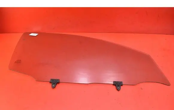 Nissan Qashqai Front door window glass four-door 