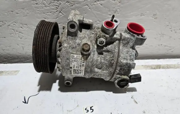 Volkswagen Polo V 6R Air conditioning (A/C) compressor (pump) 5Q0816803F 071075018B5 8416P