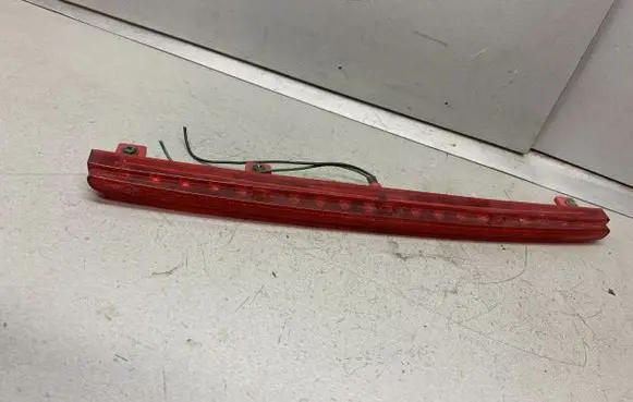 Mazda 323 F Third/center stoplight R9325
