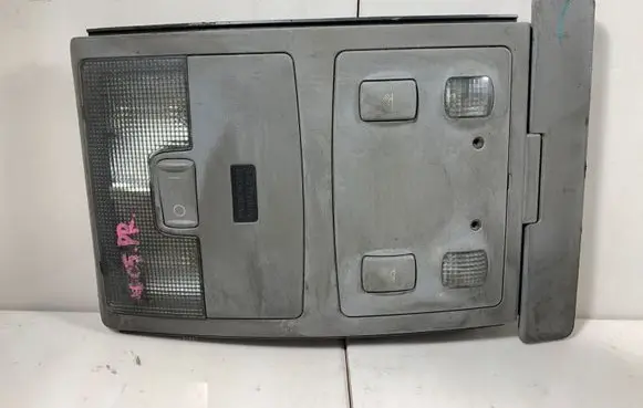 Audi A6 S6 C5 4B Front seat light 4B0947105B