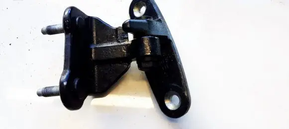 Mercedes-Benz C AMG W204 Rear door lower hinge A047058