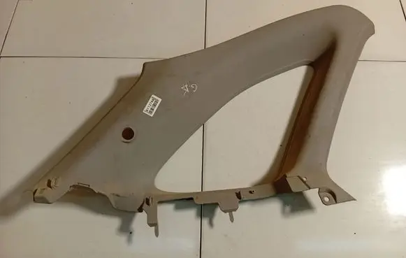 Mazda 323 F (D) pillar trim (bottom) B25H68261