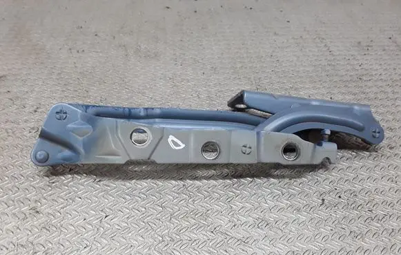 Volvo S40 Tailgate/trunk/boot hinge