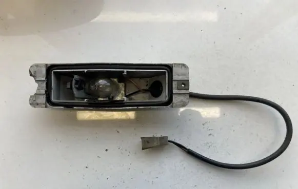 Front indicator light