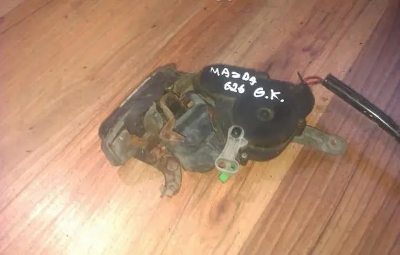 Mazda 626 Rear door lock