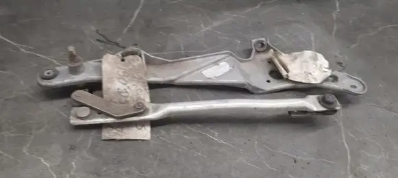Mercedes-Benz E W124 Front wiper linkage 2018201442