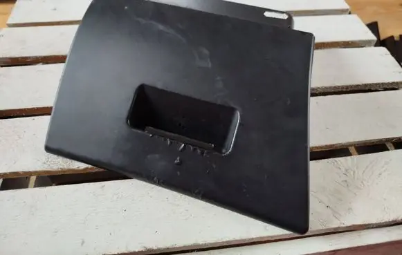 BMW 3 E46 Glove box 51458223192 8197492 8223192
