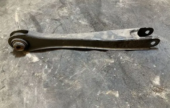 Volvo XC90 Rear upper control arm/wishbone