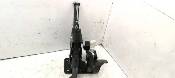Volkswagen Golf IV Pedal assembly 1J1721511C 1J1721130B