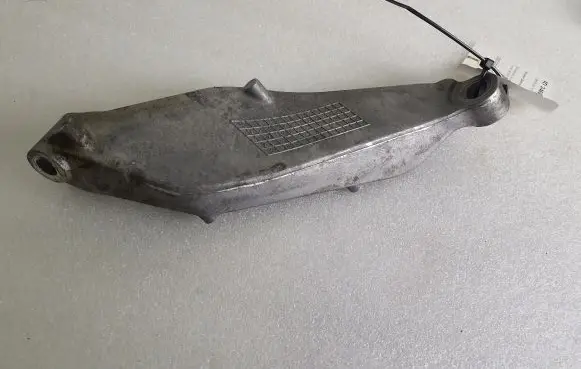 Nissan Qashqai J12 Engine mounting bracket 117119218R