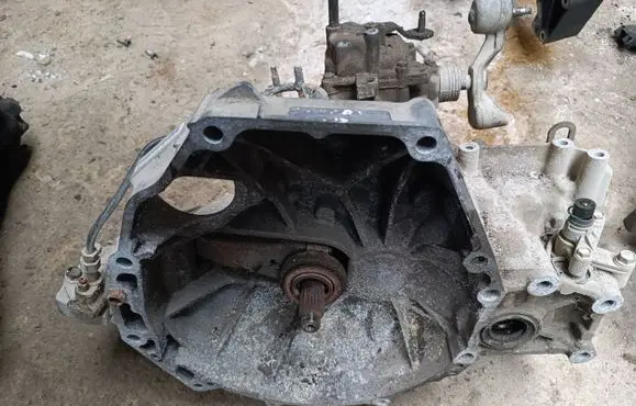 Honda Accord Manual 5 speed gearbox U2L4