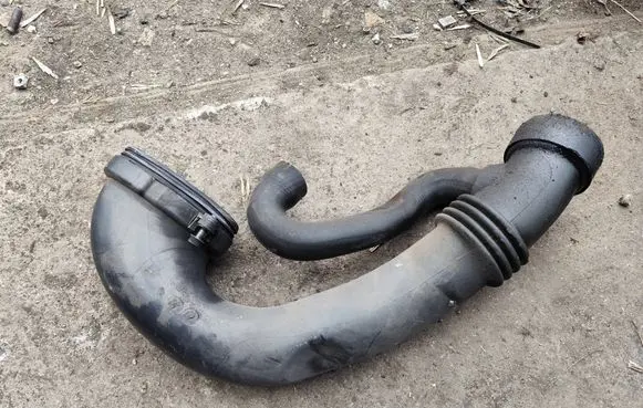 BMW 5 E60 E61 Turbo air intake inlet pipe/hose 7786034 7786013 10836710