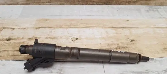 Fuel injector