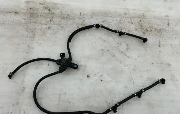 Mercedes-Benz E C207 W207 Fuel return line/hose A6420780341