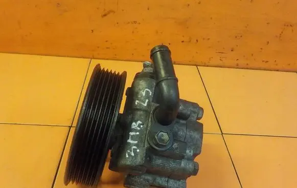Opel Antara Power steering pump C2A44819