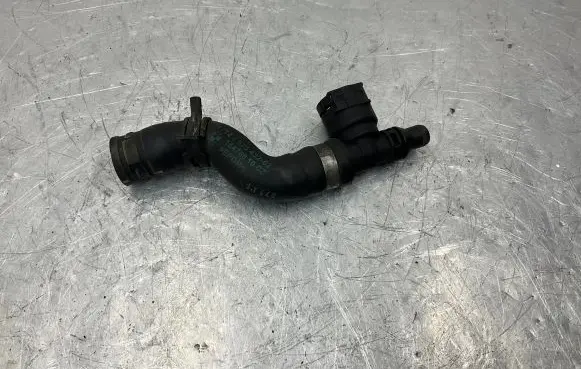 BMW 5 F10 F11 Engine coolant pipe/hose 7575432 15476810