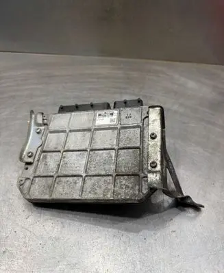 Toyota Yaris Engine control unit/module 8966105D21 MB2759001441