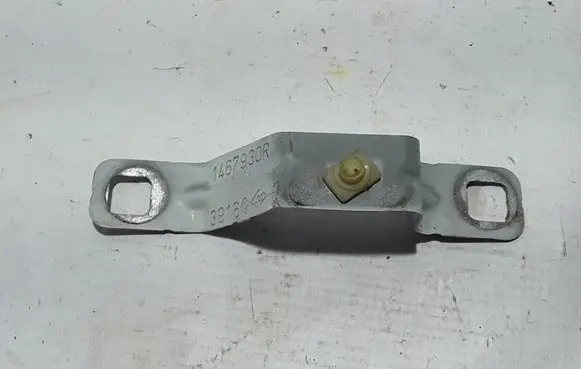 Renault Megane IV Fender mounting bracket 1467930R