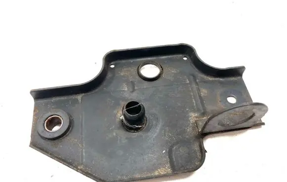 Toyota Avensis T270 Radiator mount bracket