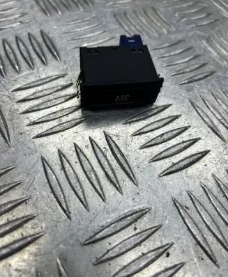 BMW 5 E39 Traction control (ASR) switch 8363694