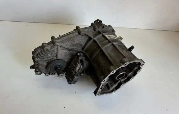 Porsche Cayenne (92A) Gearbox transfer box case 0C2341010M 0C2927755C