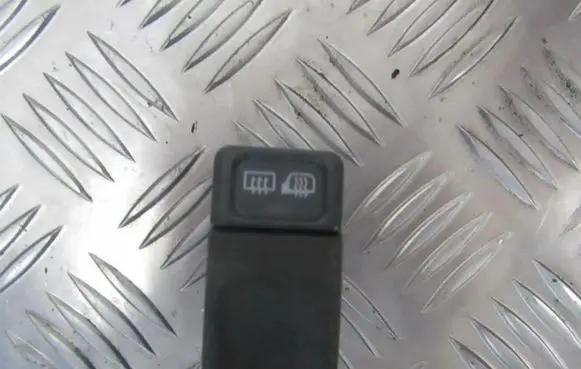 Volvo S70 V70 V70 XC Windscreen/window heater switch 9162952