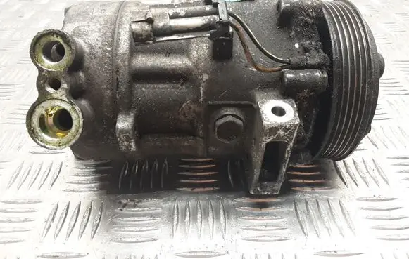 Opel Signum Air conditioning (A/C) compressor (pump) 13208187
