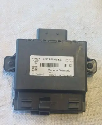 Porsche Cayenne (92A) Voltage converter/converter module 7PP959663E 0402