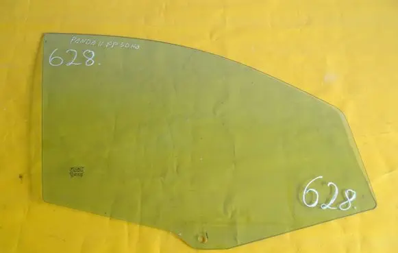 Fiat Panda II Front door window glass four-door