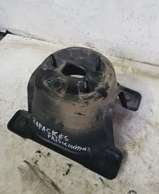 Honda CR-V Spare wheel mounting bracket 