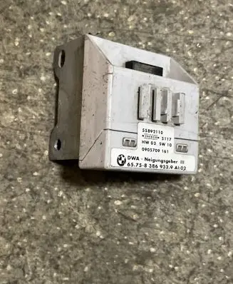 BMW 3 E46 Yaw turn rate sensor 65758386932