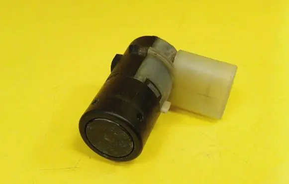 Audi A3 S3 8L Parking PDC sensor 4B0919275E