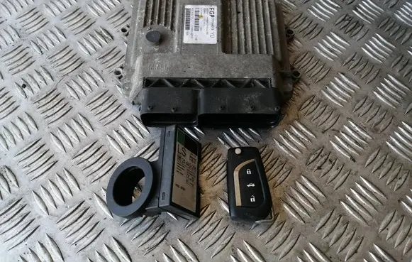 Opel Combo C Engine ECU kit and lock set 55194018 7160006203 24445098