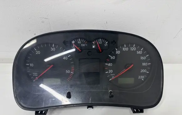 Speedometer (instrument cluster)