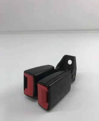 Middle seatbelt buckle (rear)