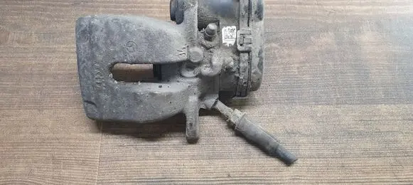 Rear brake caliper