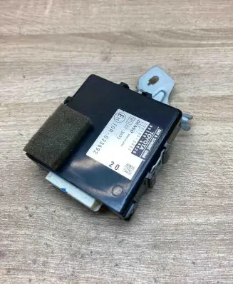 Toyota Corolla Verso AR10 Aerial antenna amplifier 8934064020 1881000800