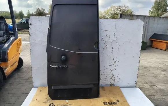 Mercedes-Benz Sprinter W906 Back/rear loading door 