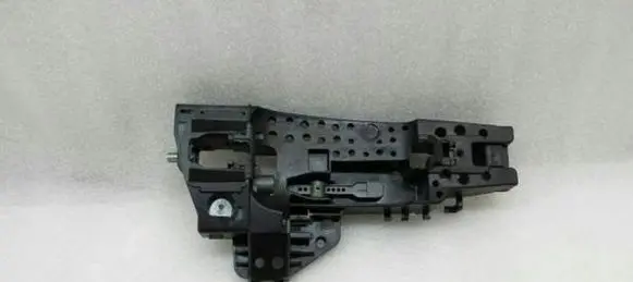 Rear door exterior handle/bracket
