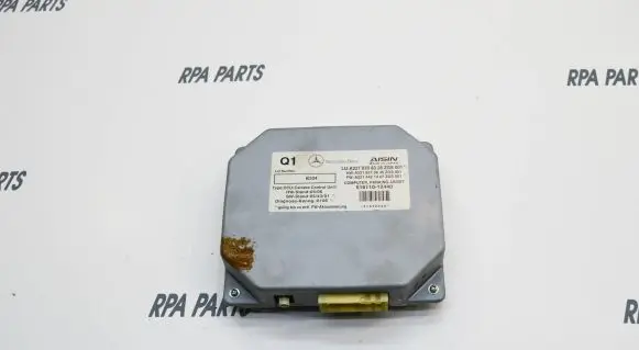 Mercedes-Benz S W221 Camera control unit module A2218708326 11010246