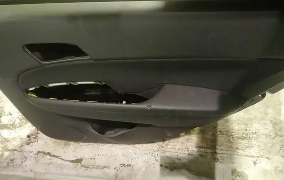 Hyundai i30 Rear door card panel trim