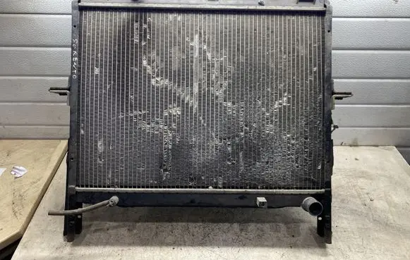 KIA Sorento Coolant radiator