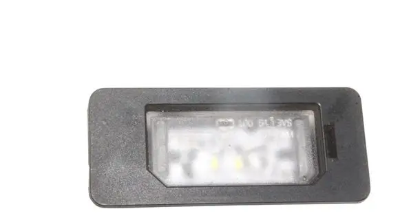BMW 1 F40 Number plate light 9481842