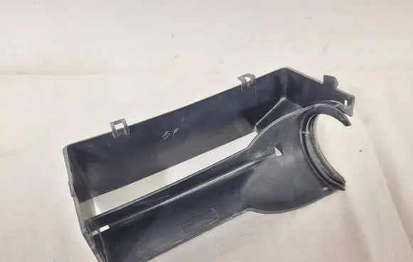 Volkswagen Golf V Air intake duct part 1K0805962A