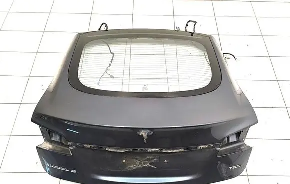 Tesla Model S Tailgate/trunk/boot lid 1028348E0A