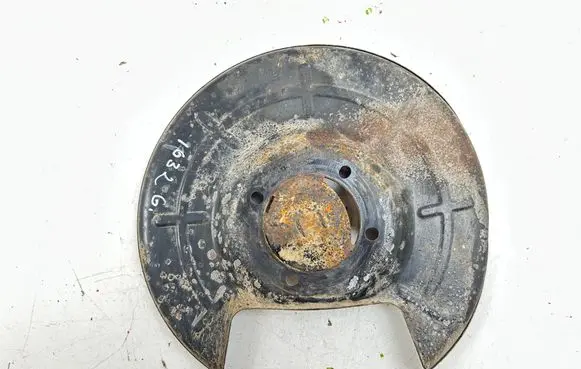 Opel Zafira C Rear brake disc plate dust cover 12774862